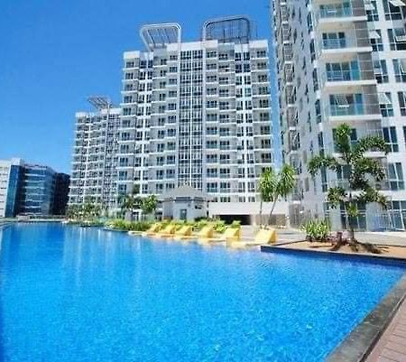 Mactan Newtown Beach Condo Lapu-Lapu City Exterior photo